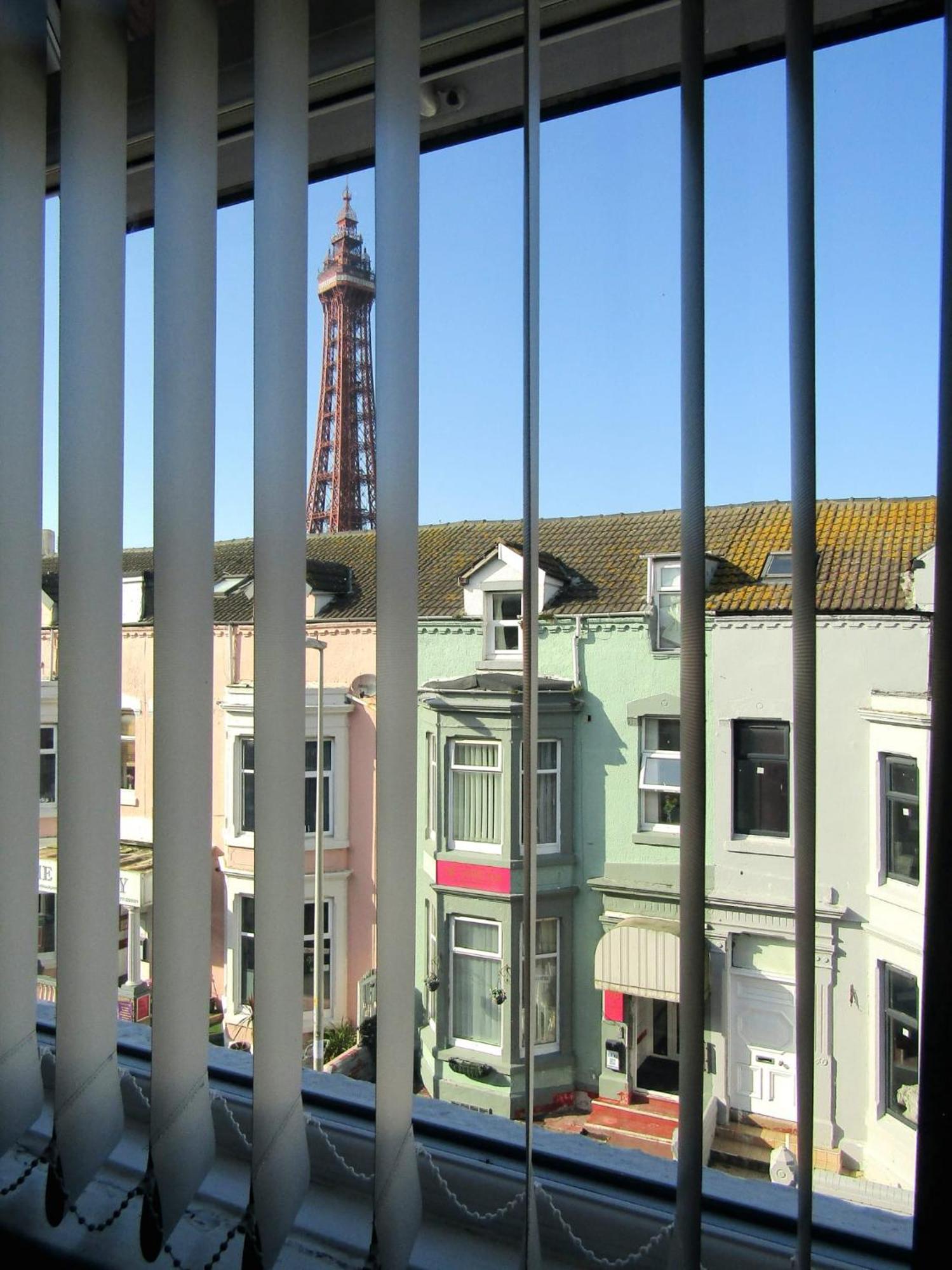 Wilsons Hotel - Blackpool Tower View Eksteriør billede